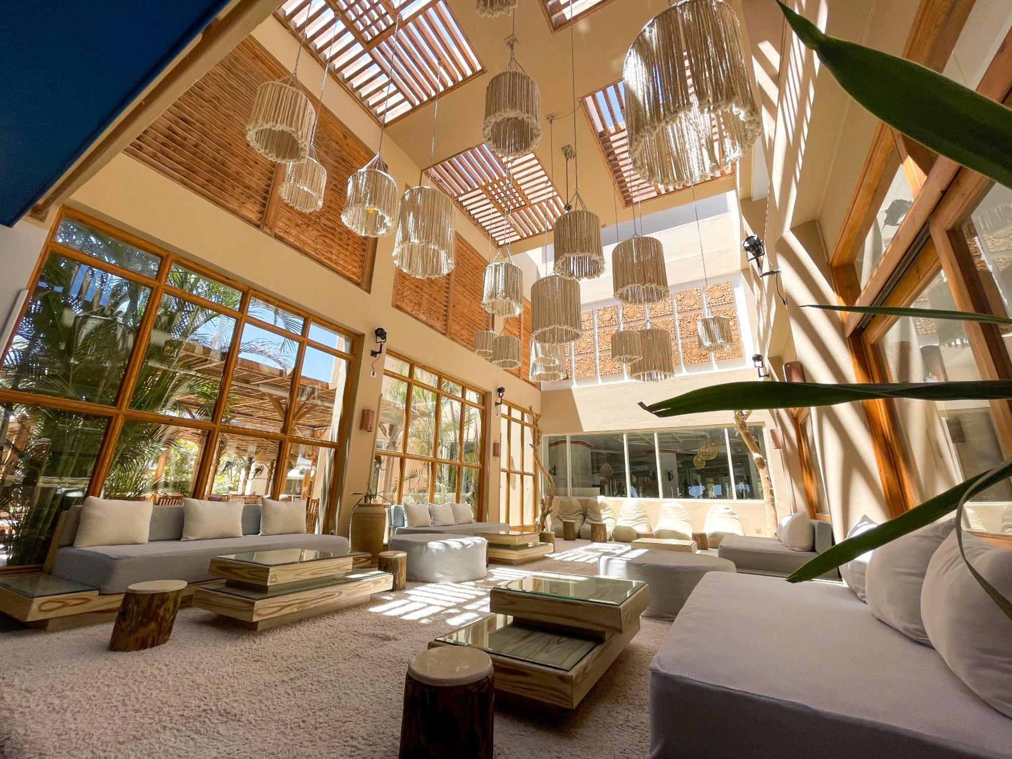 The Breakers Diving And Surfing Lodge Soma Bay Hurghada Eksteriør billede