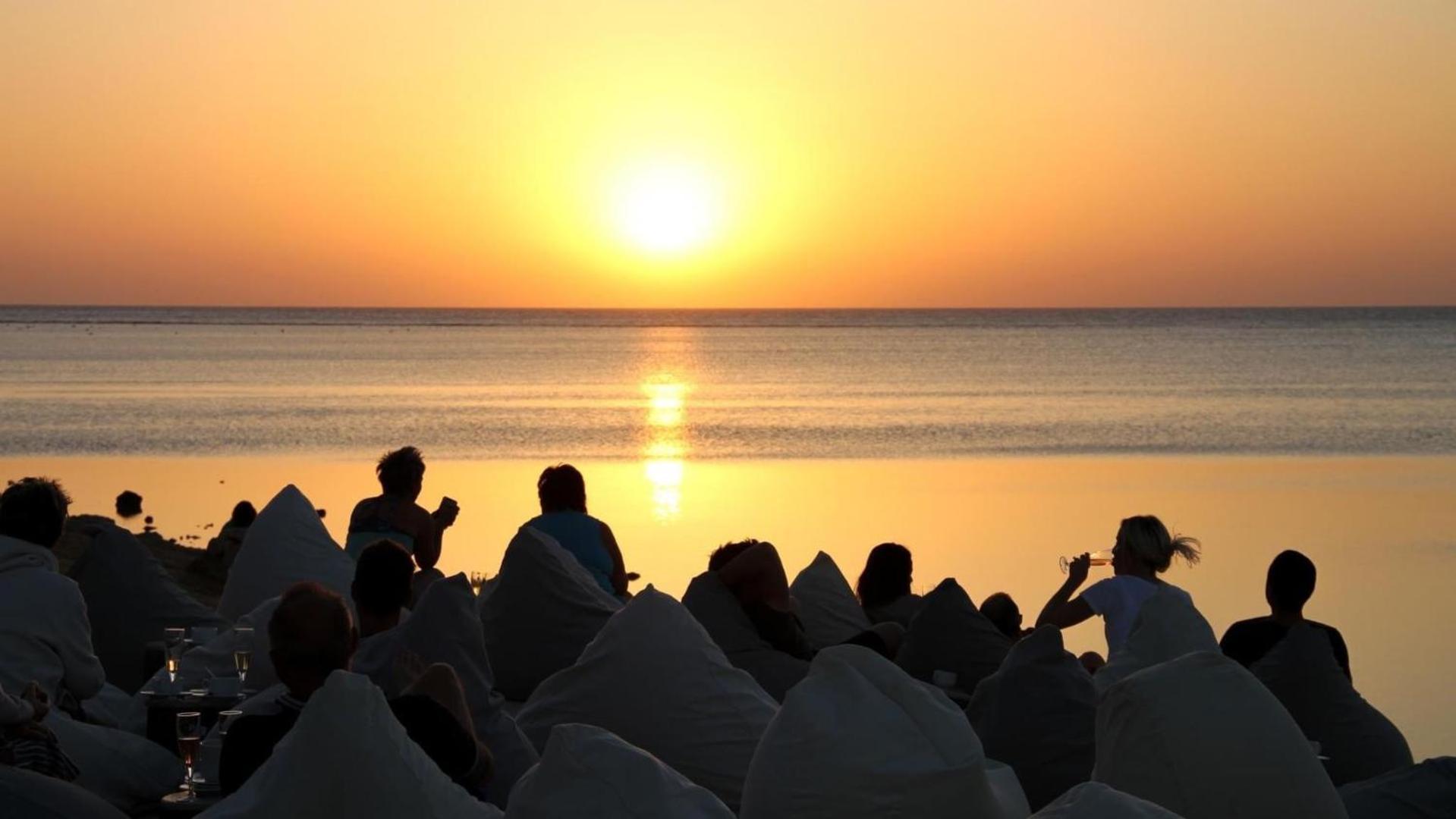 The Breakers Diving And Surfing Lodge Soma Bay Hurghada Eksteriør billede