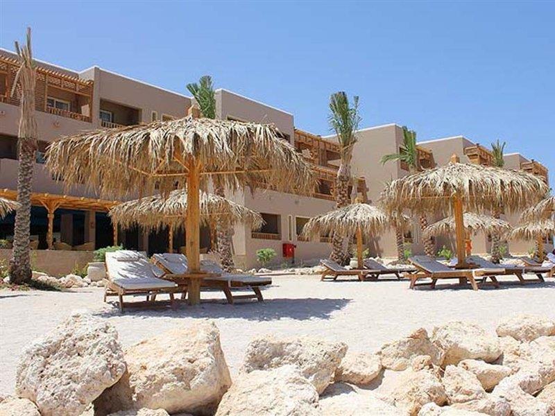 The Breakers Diving And Surfing Lodge Soma Bay Hurghada Eksteriør billede