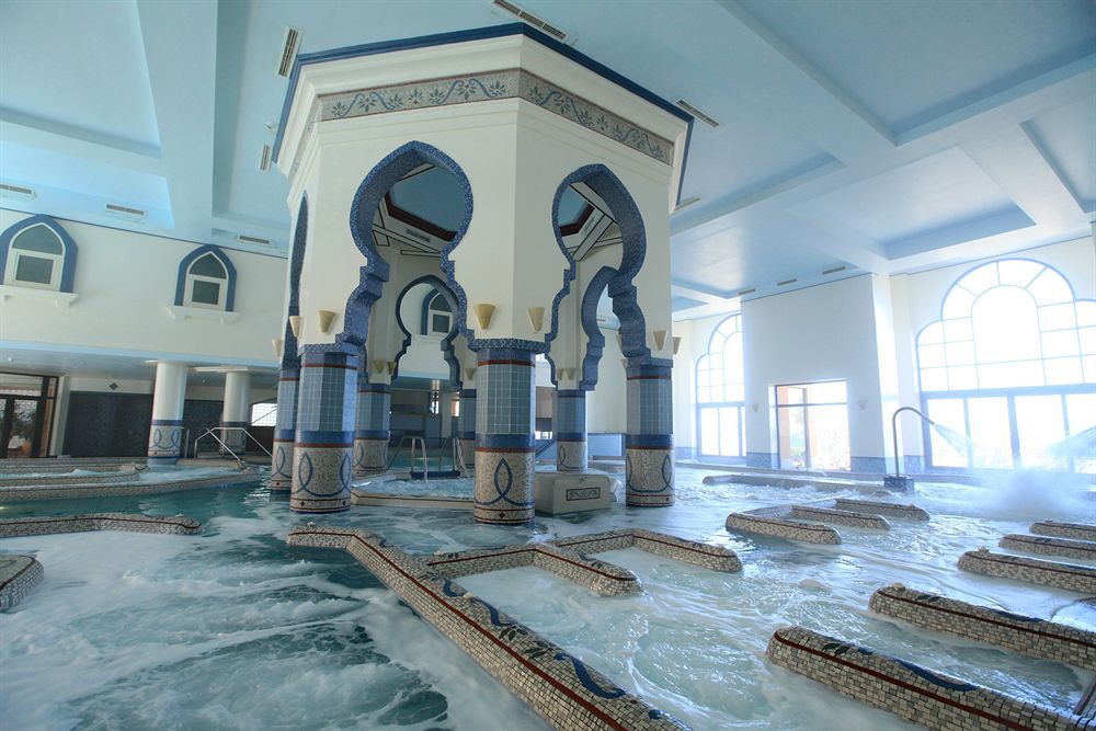 The Breakers Diving And Surfing Lodge Soma Bay Hurghada Eksteriør billede