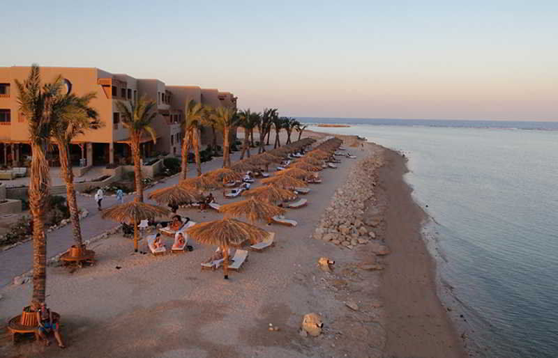 The Breakers Diving And Surfing Lodge Soma Bay Hurghada Eksteriør billede