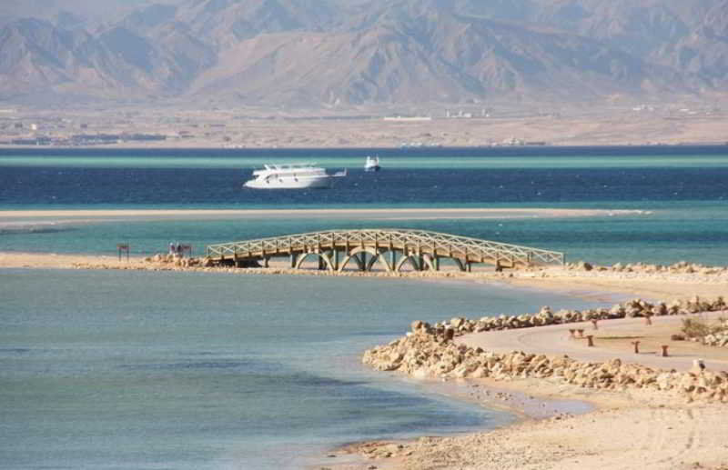 The Breakers Diving And Surfing Lodge Soma Bay Hurghada Eksteriør billede